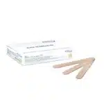 Medizinische Zungenspatel aus Holz zur Untersuchung von Mund und Rachen.